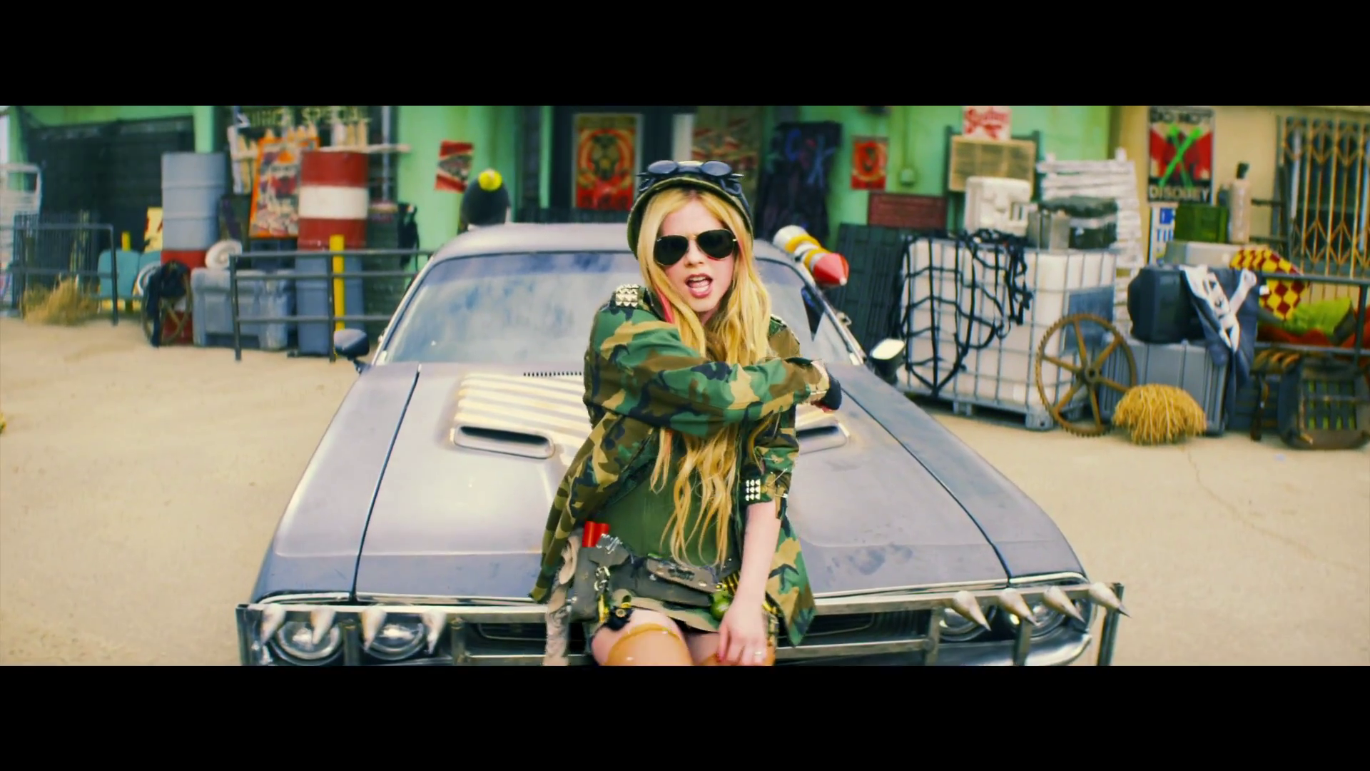 vlcsnap-2013-08-20-16h11m44s105.png