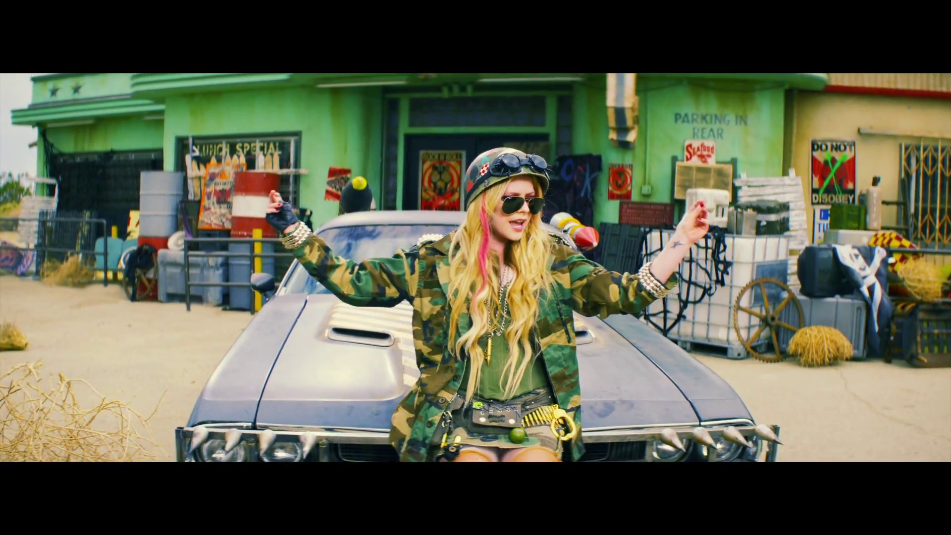vlcsnap-2013-08-20-16h13m12s213.png