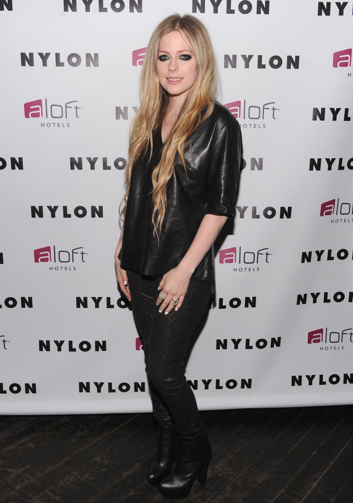 nylonparty1.jpg