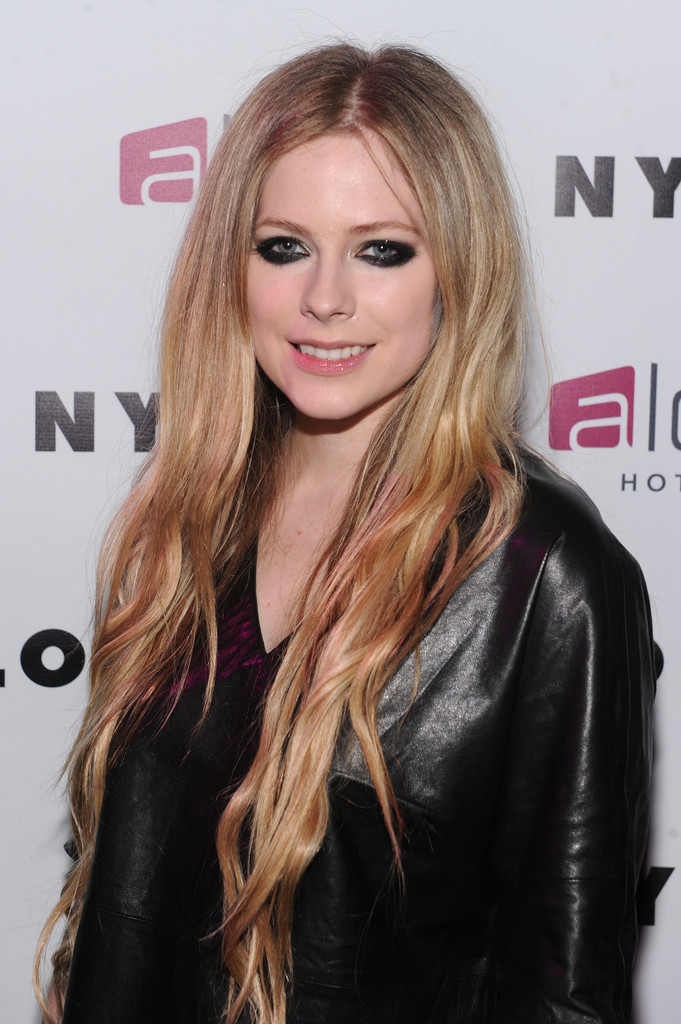 nylonparty6.jpg