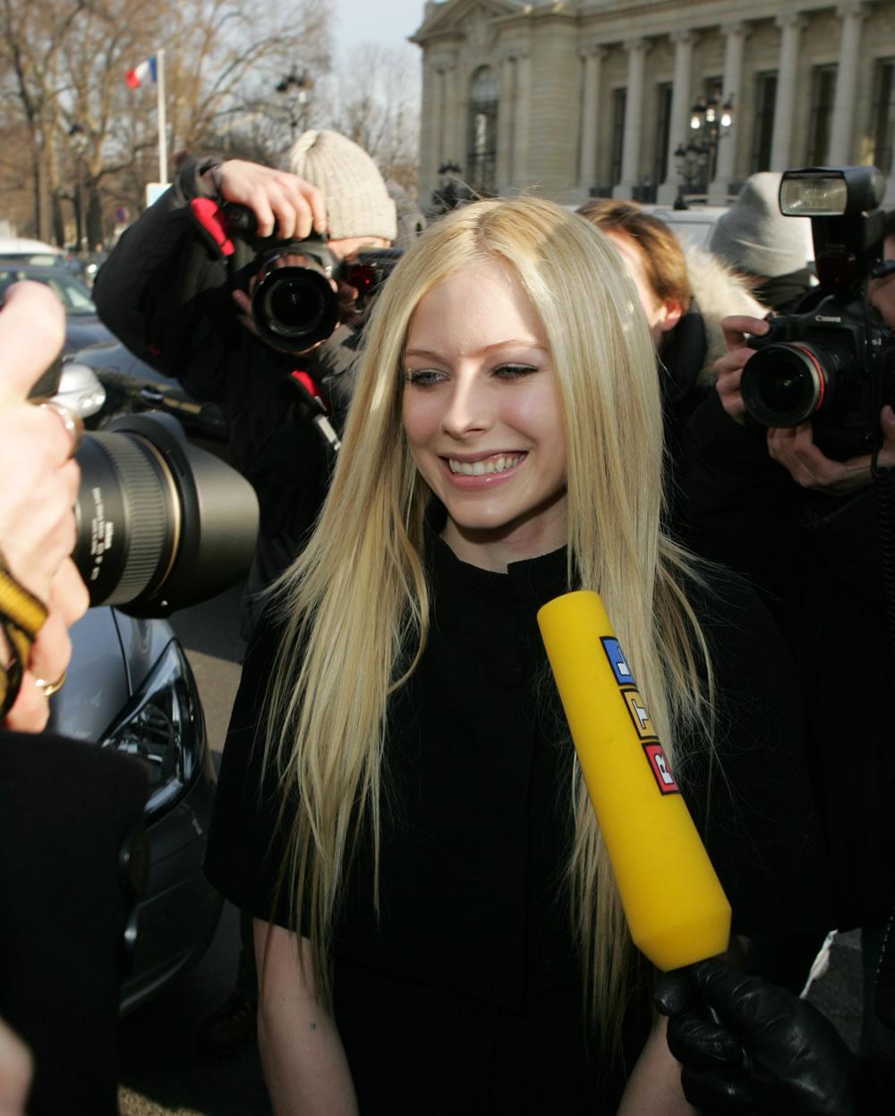 20060124avrilenlsemanadelamoda6.jpg