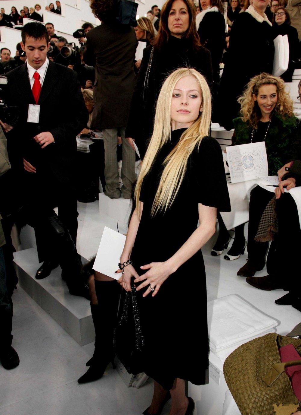 20060124avrilenlsemanadelamoda7.jpg