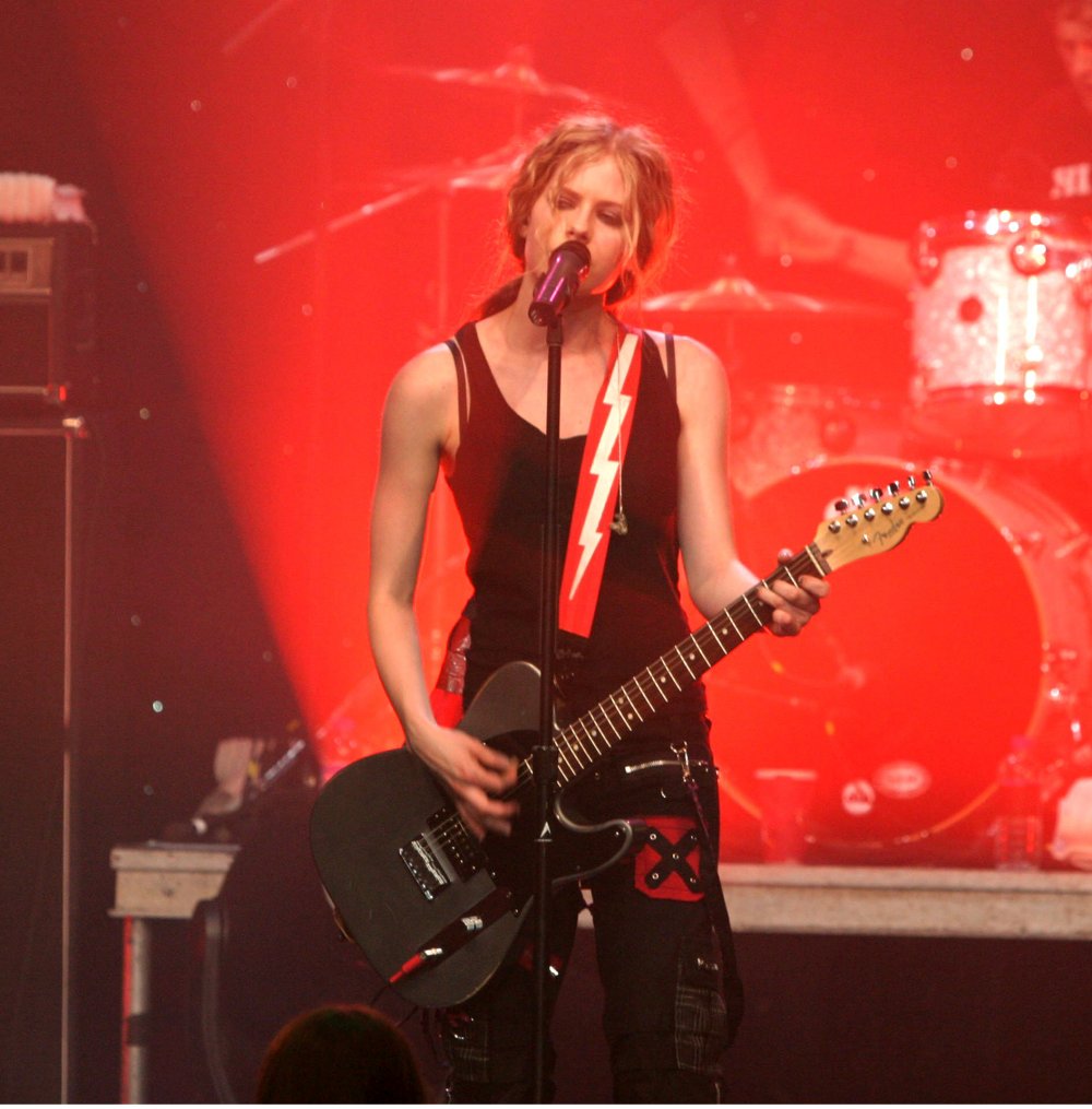 453785e.jpg