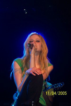 avril2.JPG