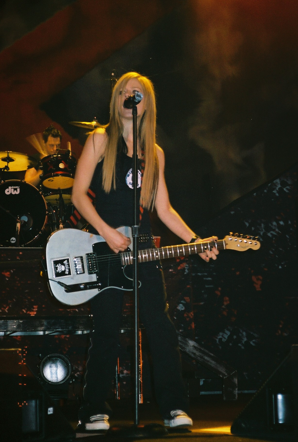 avril4.jpg