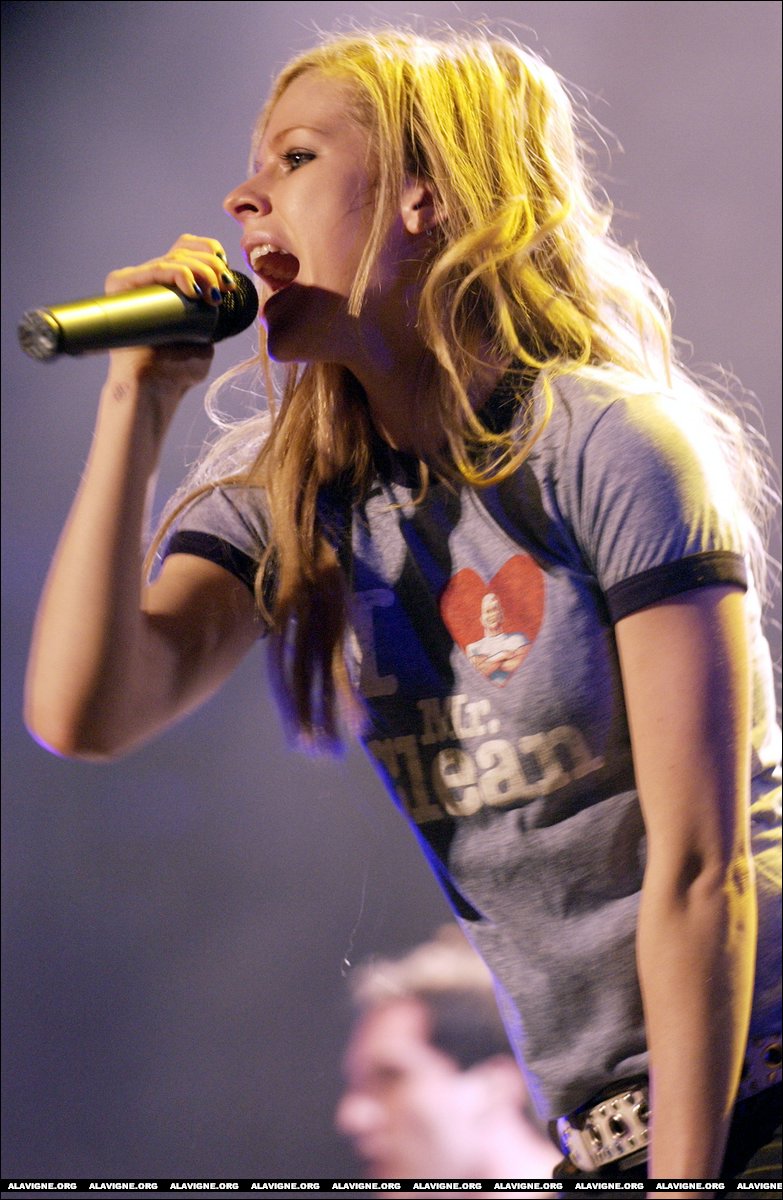 avril-lavigne-760-n23033.jpg