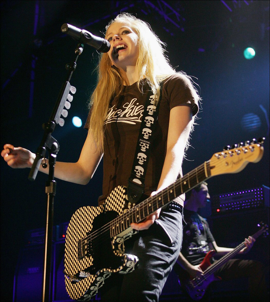 avril-lavigne-112-n25046.jpg