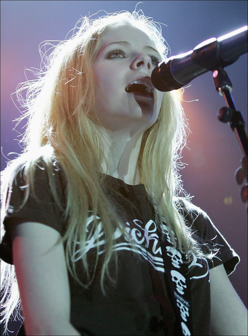 avril-lavigne-160-n25039.jpg