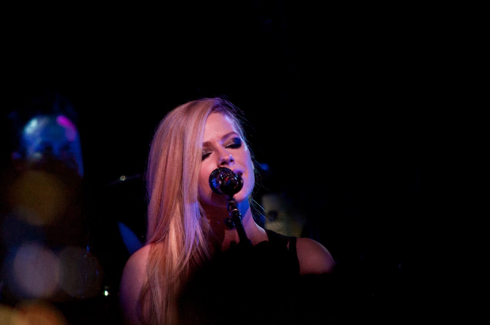 avrillavignetoursaopaulo29042014_282629.jpg