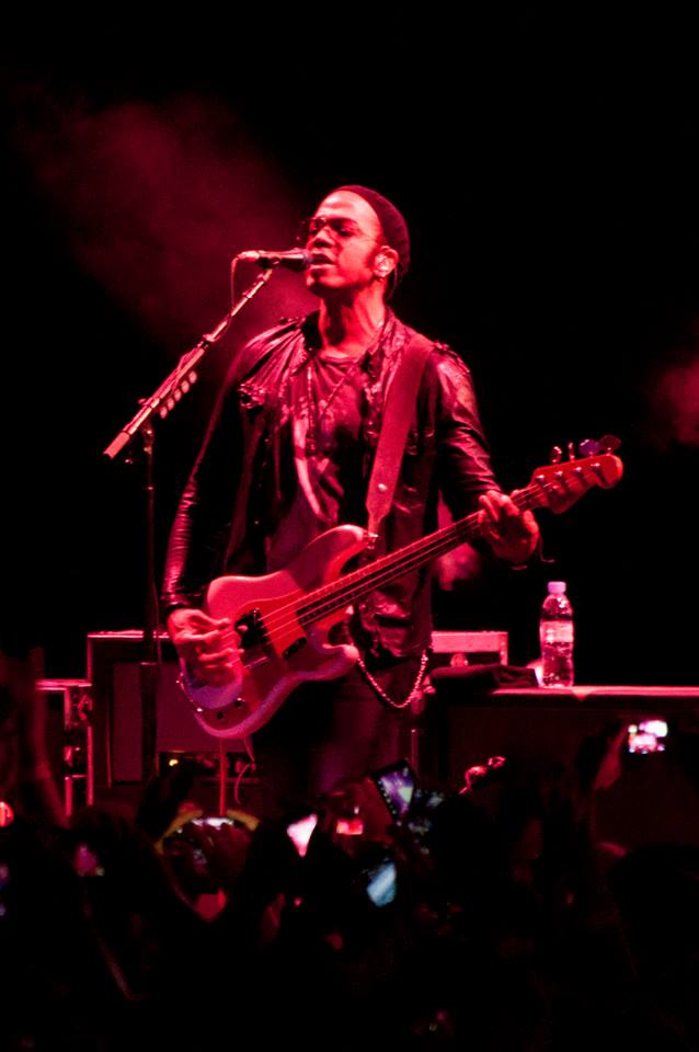 avrillavignetoursaopaulo29042014_283129.jpg