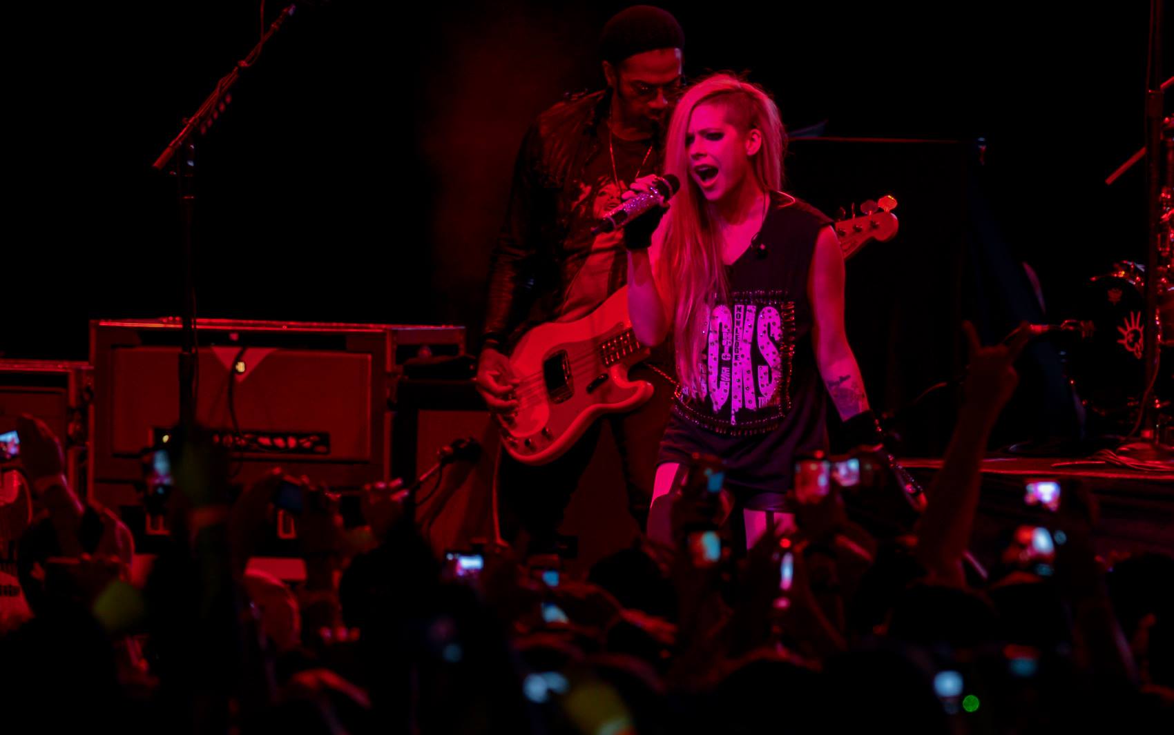 avrillavignetoursaopaulo29042014_285729.jpg