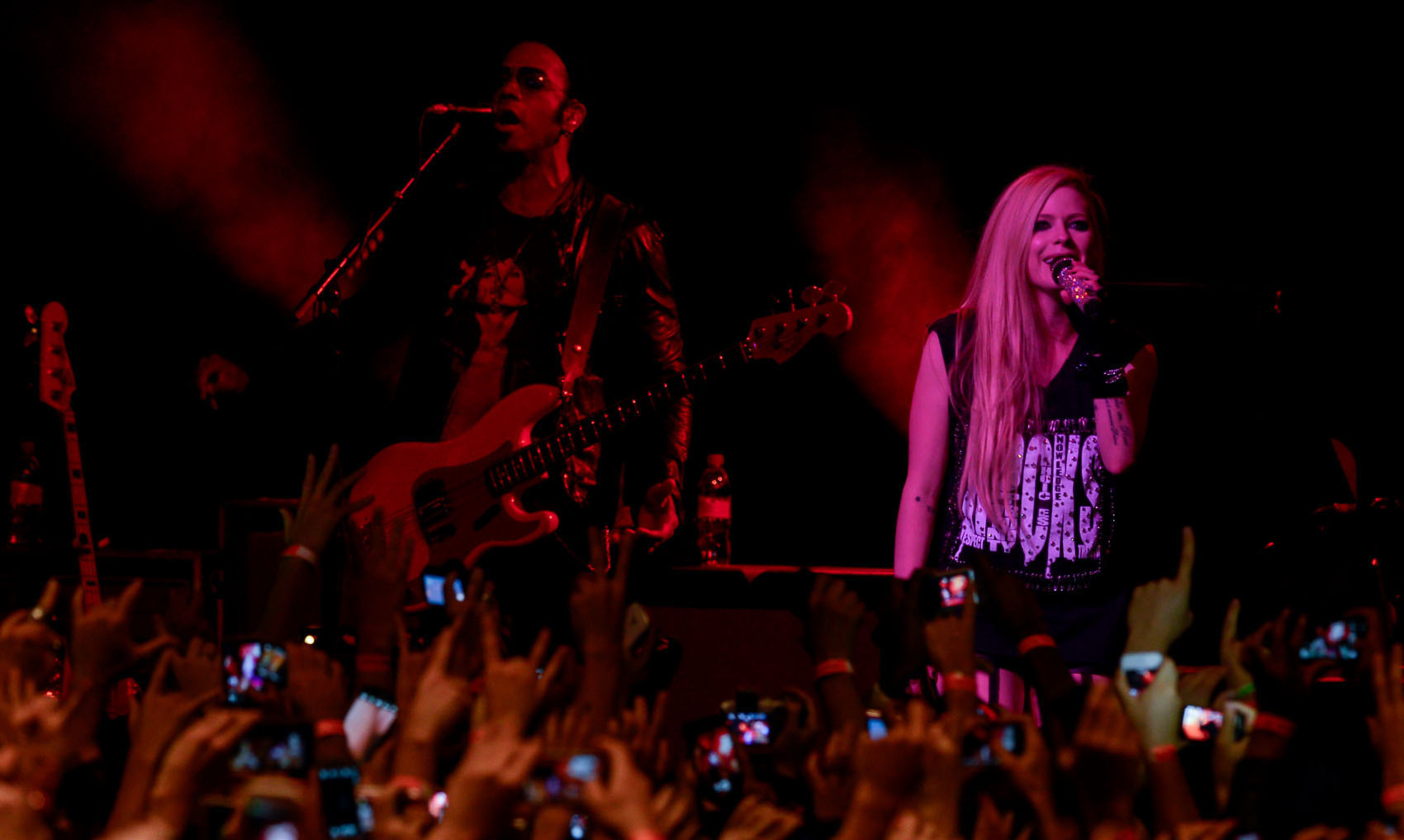 avrillavignetoursaopaulo29042014_288329.jpg