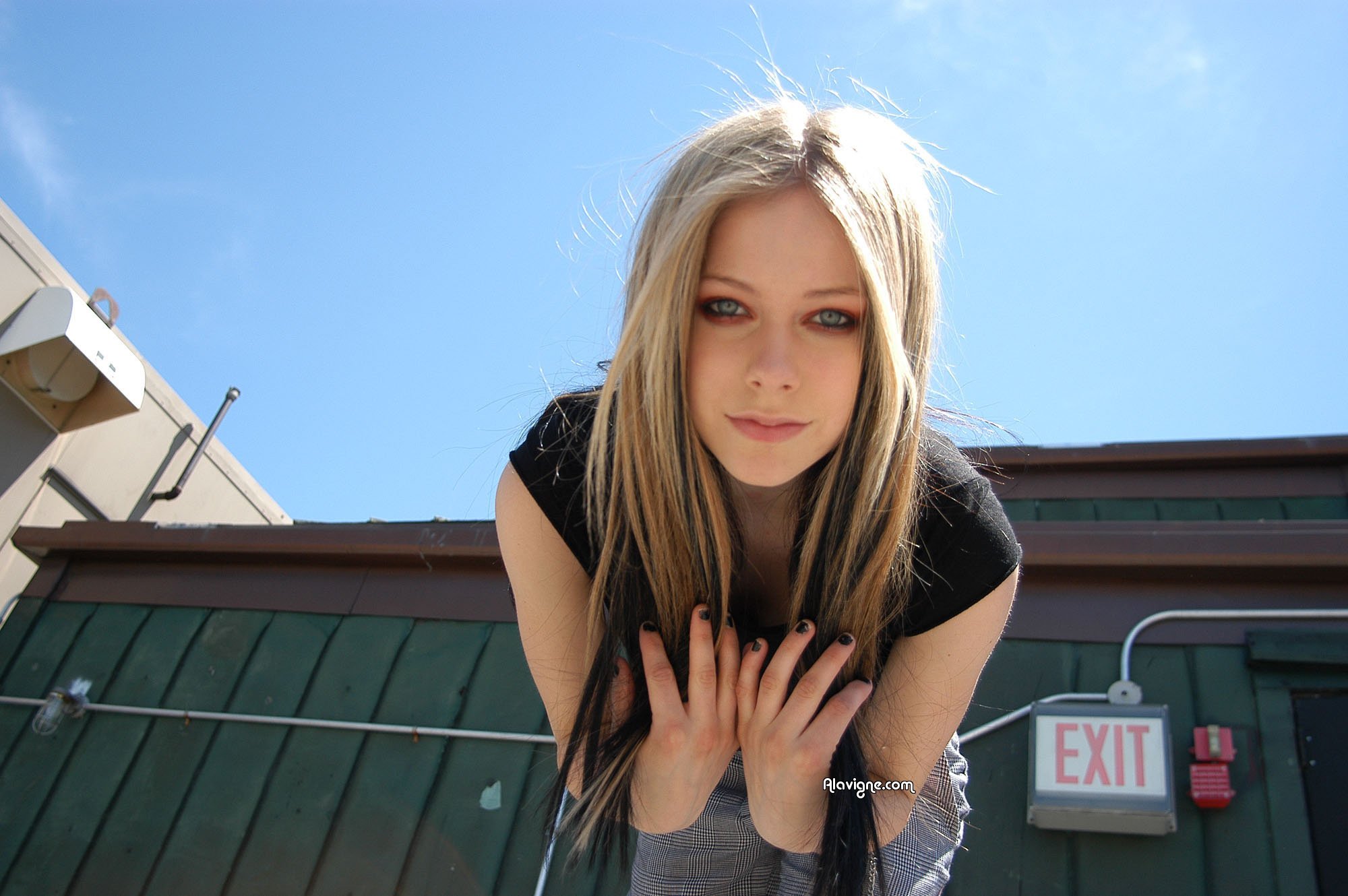 bluephotoshoot2.jpg