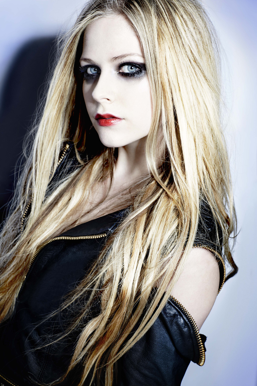 Avril1.jpg