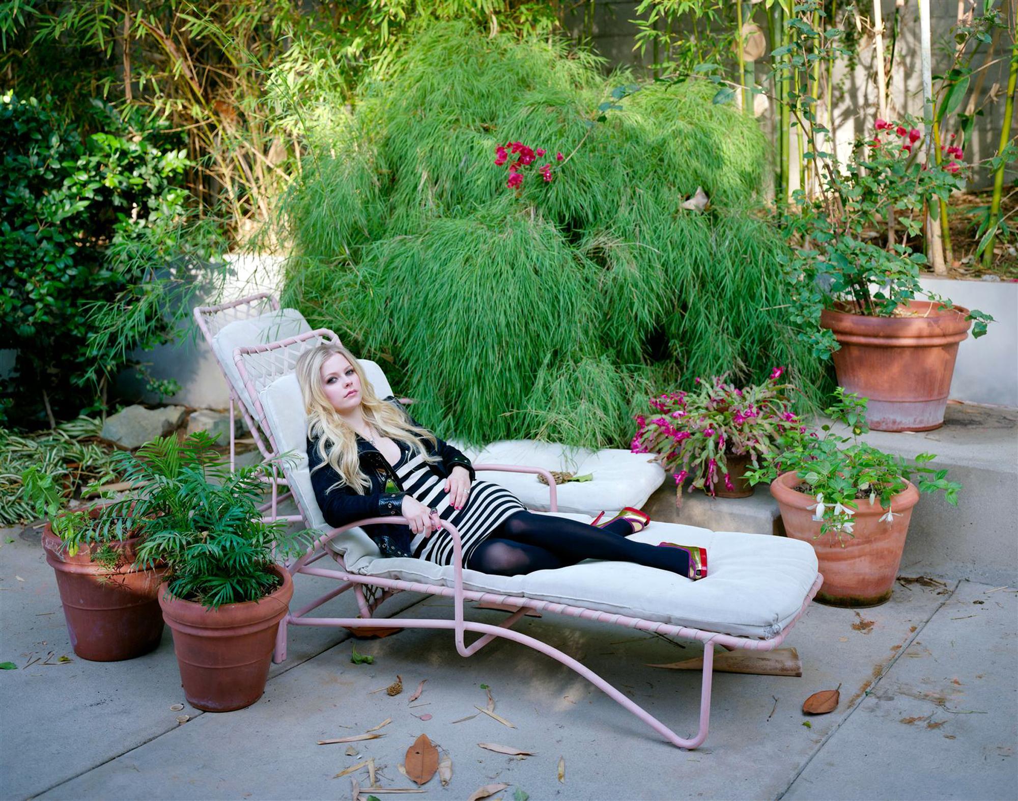 Avril_Lavigne_(Kosty555_info)_4.jpg