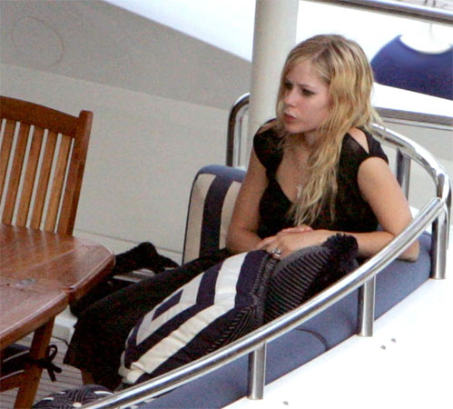 avrilhoney4.jpg