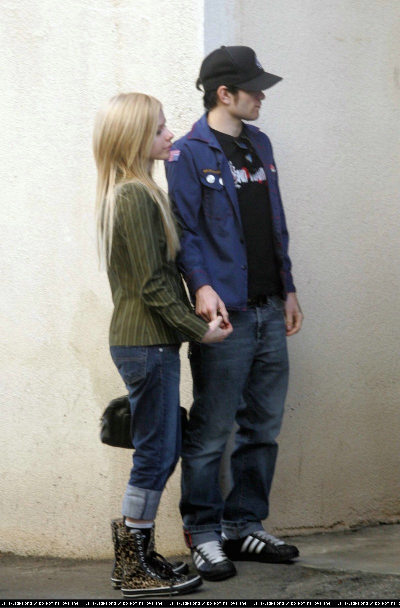 avril-lavigne-110-n23105.jpg
