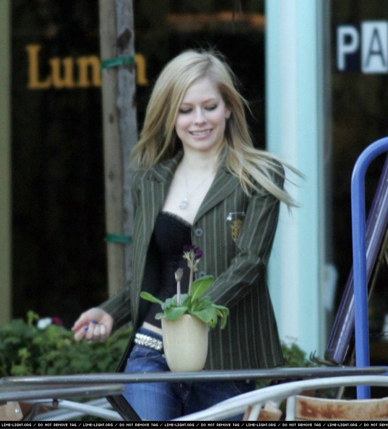 avril-lavigne-924-n23104.jpg