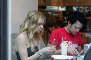 lavigne_whibley_050905_05.jpg