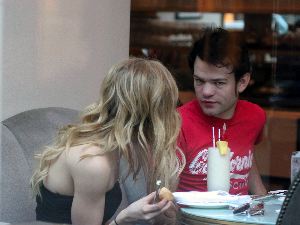 lavigne_whibley_050905_07.jpg