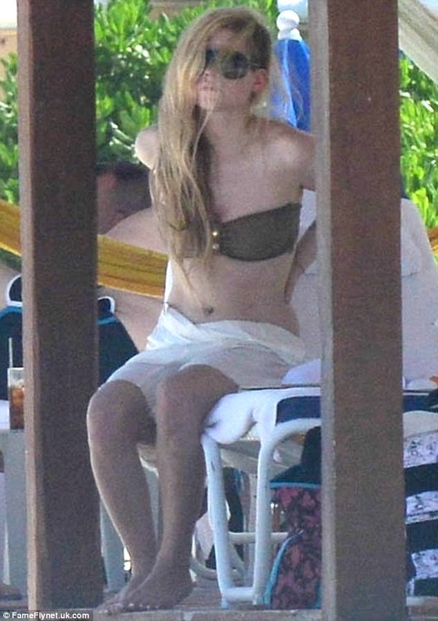 10251989.jpg